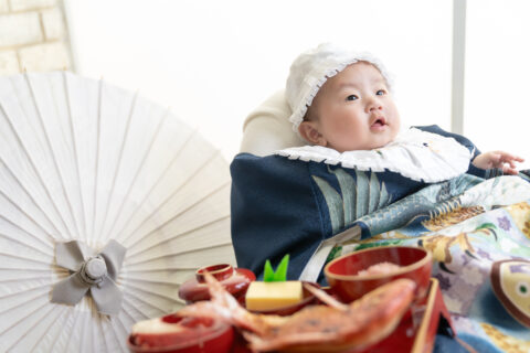 お宮参り・百日祝い撮影をされた方は産着レンタル無料です